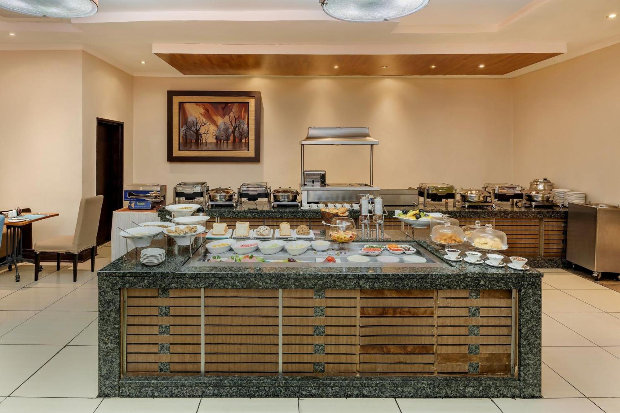 Protea Hotel By Marriott Lusaka Exteriér fotografie