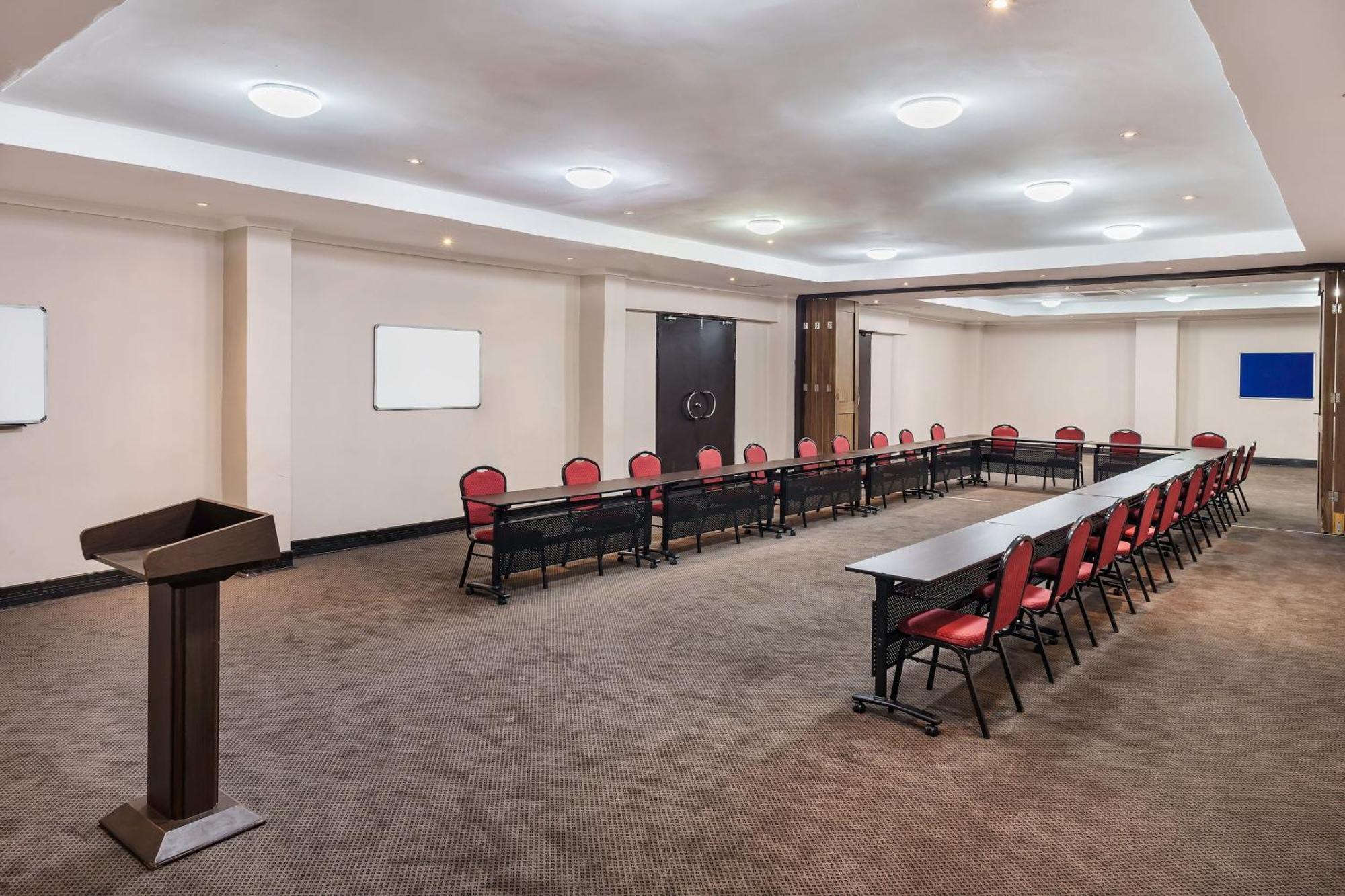 Protea Hotel By Marriott Lusaka Exteriér fotografie