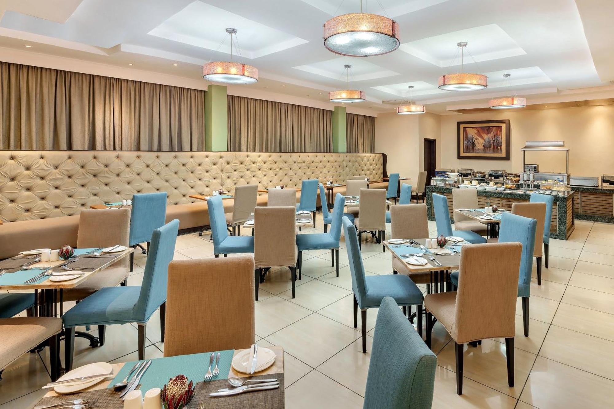 Protea Hotel By Marriott Lusaka Exteriér fotografie